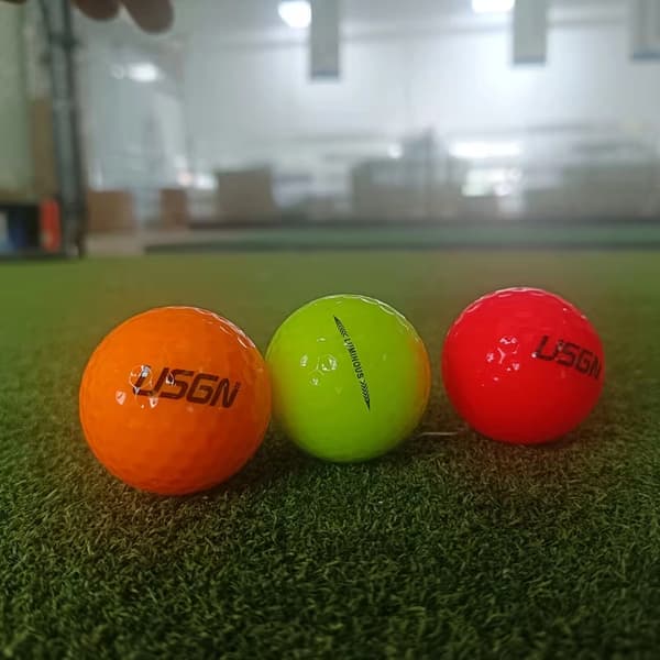 2-lags lysende golfbolde, automatisk lysabsorberende farve, nattræning, konkurrencegolfbolde, gaveæske