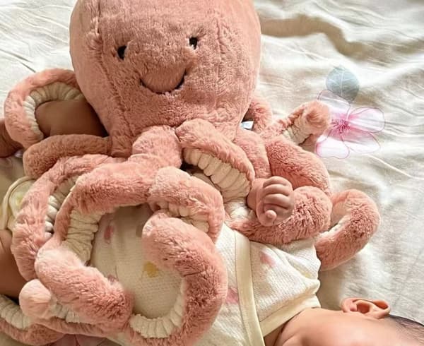 Mustekala pehmolelu, suuri koko 49 cm - Valtameri-teemainen pehmolelu - Klassinen lastenlahja