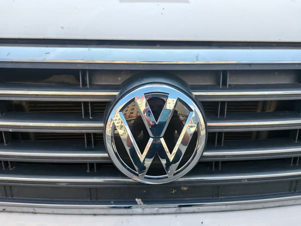 VW Frontgrill Emblem Passer til Volkswagen Tiguan 2017-2020 Blank Sort Krom Bil Front Logo Udskiftningsmærke silver