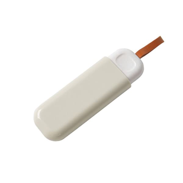 Bärbar liten medicinlåda för hemmet, medicindispenser för en dag, mini medicindispenserlåda, beige