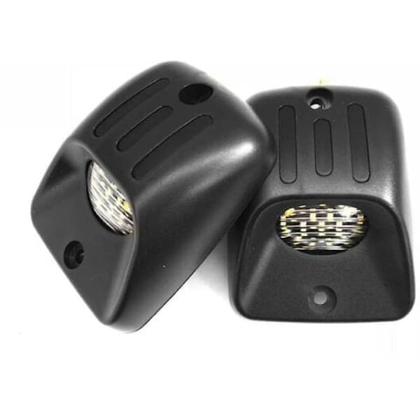 Rød og hvid LED nummerpladelys til biler produceret mellem 1995 og 2004.