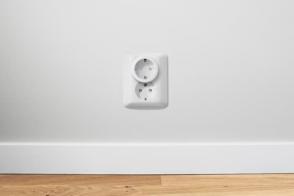 【YD】DELTACO SMART HOME-strømafbryder, WiFi, 1xCEE 7/3, 10A, timer, 3-pak 220