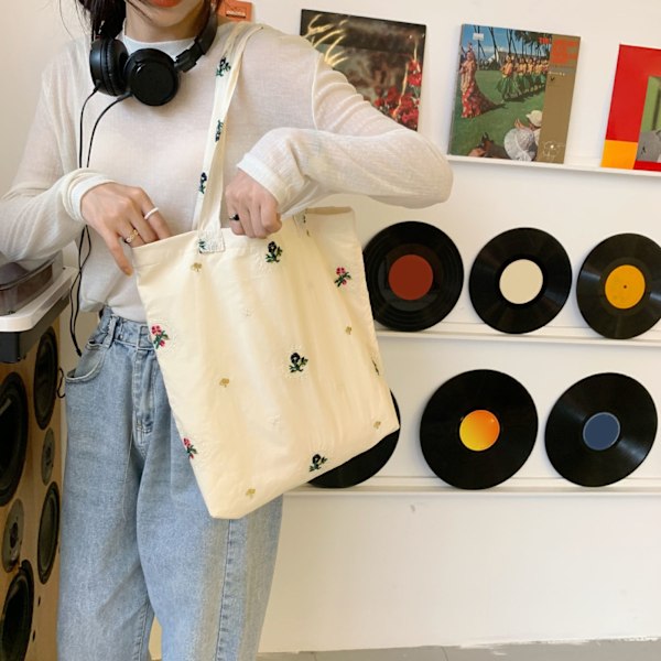 Elegant Stor Kapacitet Canvas Tote Taske med Blomsterbroderi til Bøger, Arbejde og Skole - Stilfuldt Abrikos Design, One Size