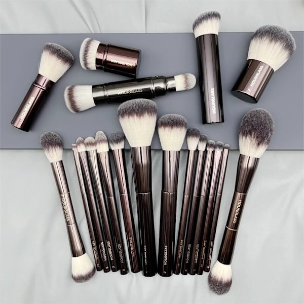 Timglass komplett utbud av sminkborstar sminkverktyg HG concealer No box