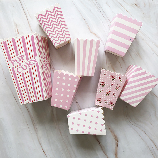 120 printed popcornlådor black vertical bars