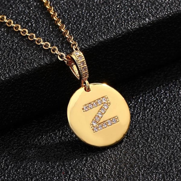 Pyöreät kirjaimet amuletit kullasta ja zirkonikullatut kaulakorut Gold one size