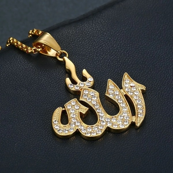Elegant halskæde med Mellemøstligt Allah-vedhæng og krystal CZ - Silver one size