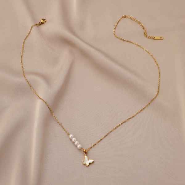 Förgyllt halsband pärlemor fjäril med pärlor i guld Guld one size