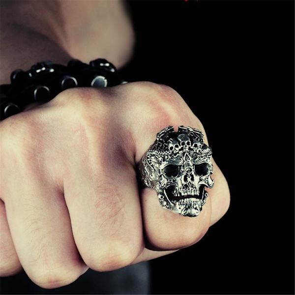 Stor tung ring med döskallar punk rock goth guld Guld one size