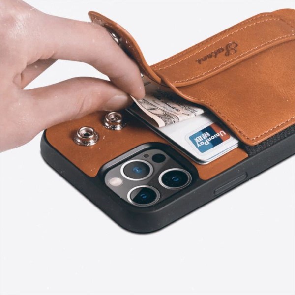 Lommebokveske 'iPhone 14 Plus' i lær med stropp for godt grep Brown