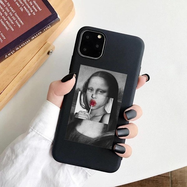 Deksel til alle iPhone 14-modeller med Mona Lisa sugende lollipop Leonardo Black one size