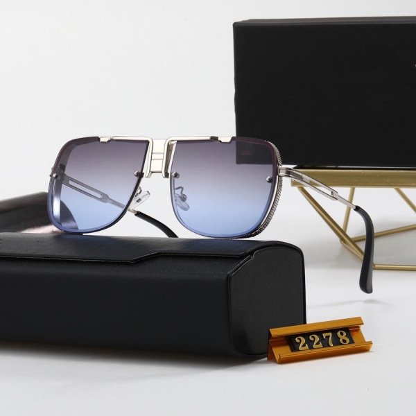 Håndlagde pilotbriller i klassisk stil med et moderne preg Black one size
