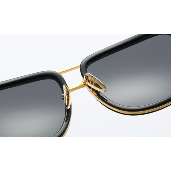 Solglasögon till män i metall mode sommar 2021 pilot Black one size