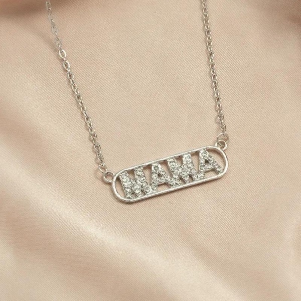 Sølvfarvet halskæde med ordet ''MAMA'' gave til mor rhinsten Silver one size