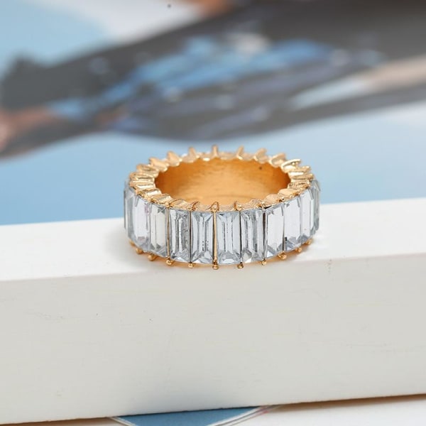 Guldpläterad evighetsband ring med zirkonkuber nickelfri Silver one size