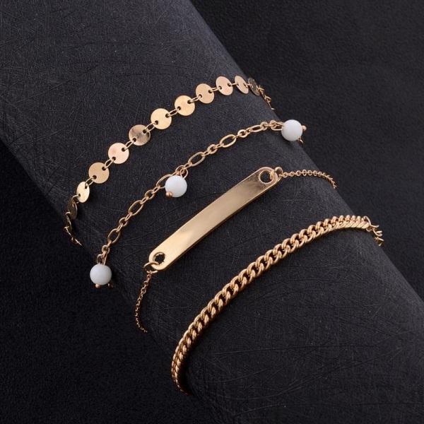 Armband i set á 4 stk guld bohemiskt smycke pärlor Guld one size