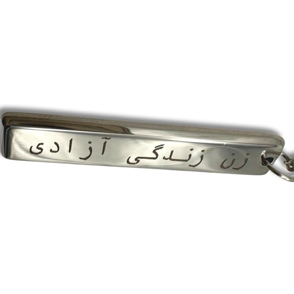 Halsband med woman life freedom text på persiska 2 sidor Silver one size  c314 | Silver | Flaggor & Symboler | Fyndiq