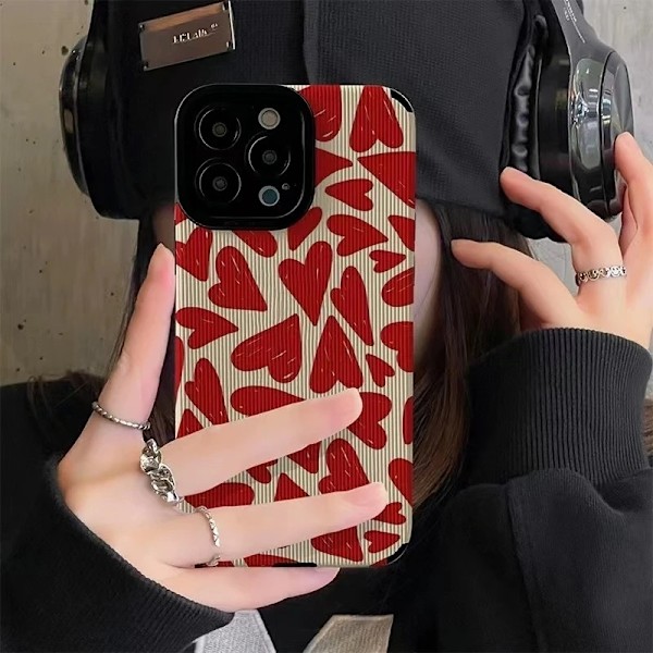 Skal till iPhone 15, Pro & Max söta hjärtan silikon röd Red one size