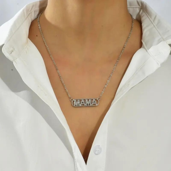 Silverfärgat halsband med ordet ''MAMA'' gåva till mamma strass Silver one size