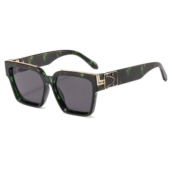 Breda Lyxiga Solglasögon i limiterad upplaga grön svart Grön one size