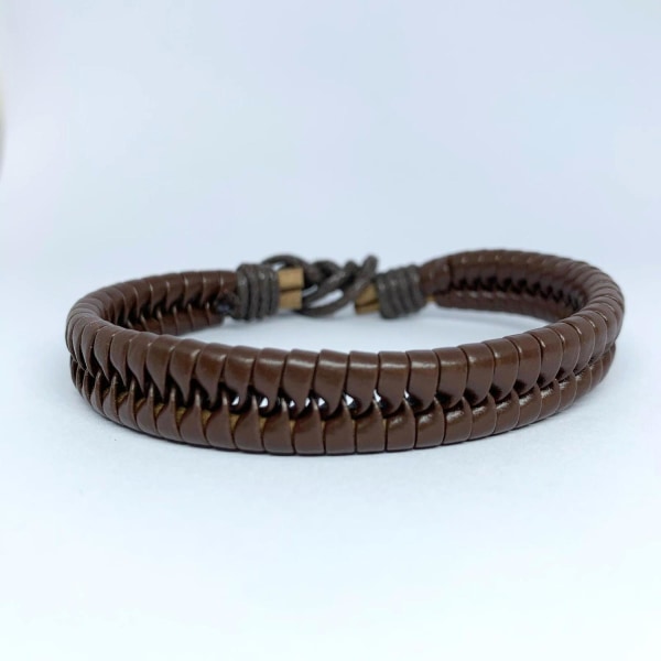 Handgjort flätat armband i brunt läder med knut Brun one size