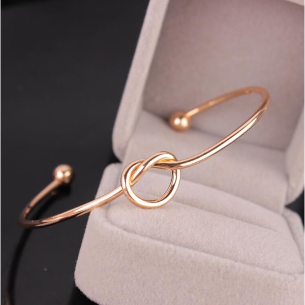 Kullattu rannekoru solmulla Gold one size