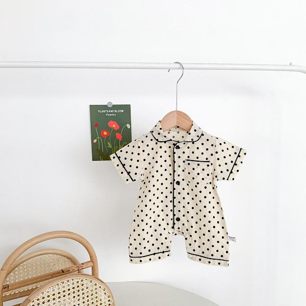 Sød shorts jakkesæt/pyjamas i tyndt materiale med bamser eller prikker Beige 13-18 Polkadots