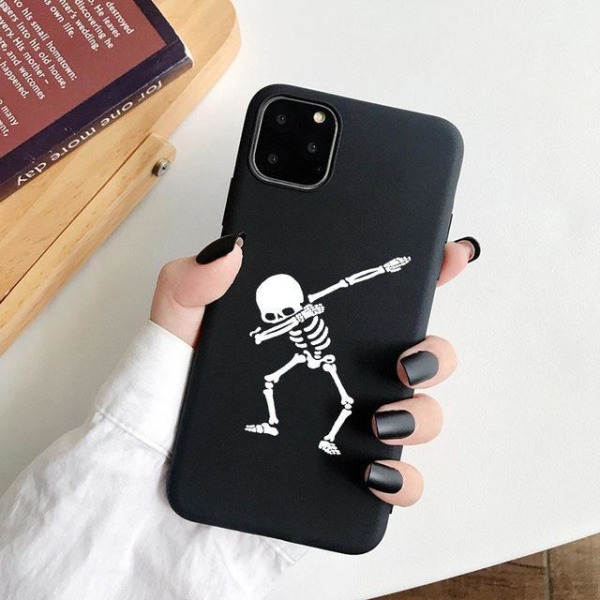 iPhone 12, 12 Pro & Max skal sort skelet, der gør dab Black one size