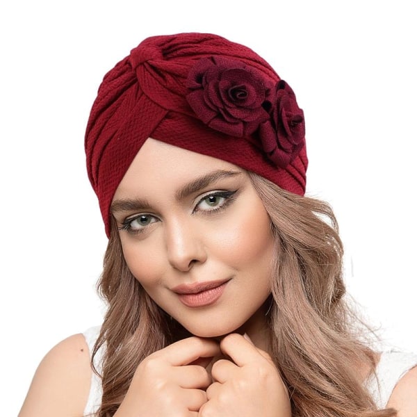 Turbaani kauniilla kukilla ruusuja useissa hijabin väreissä Red one size