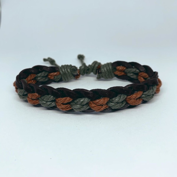 Handgjort armband för män äkta läder och färgade rep Grön one size