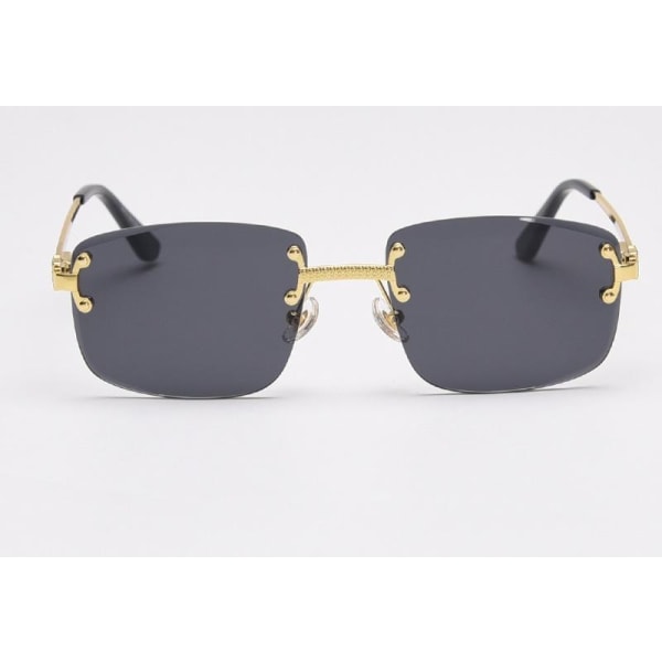 Dine nye solbriller - uten innfatning og med deilige detaljer i Black one size