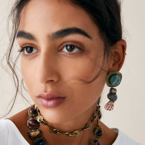 Earring in various metals and stones Bronze one size