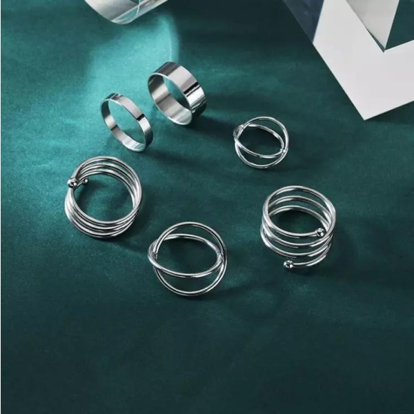 Minimalistisk sæt med 6 ringe i rustfrit stål Silver one size