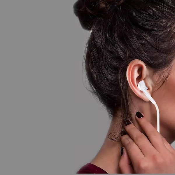 2 PARIA Valkoiset klassiset kuulokkeet vakio Aux 3,5 mm:n liitäntä ergonominen White one size