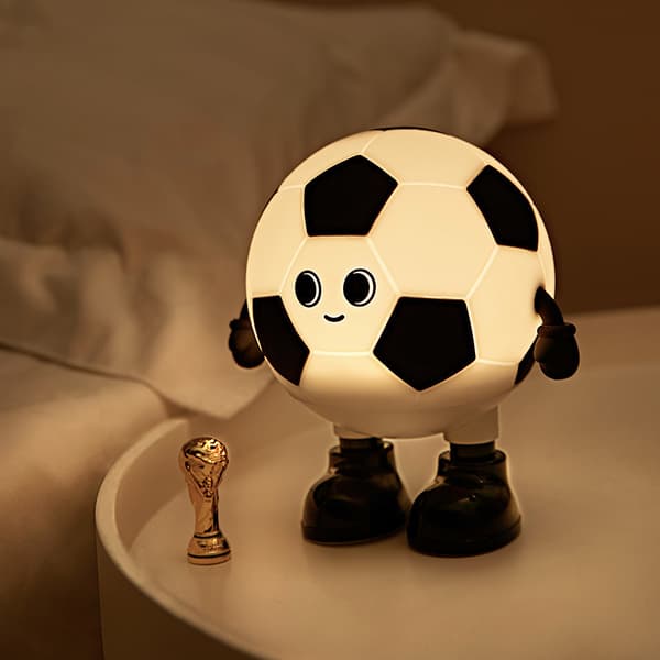 VM Fodboldbarn 2W Klap-til-lys Sort og Hvid Dekorativ Bordlampe