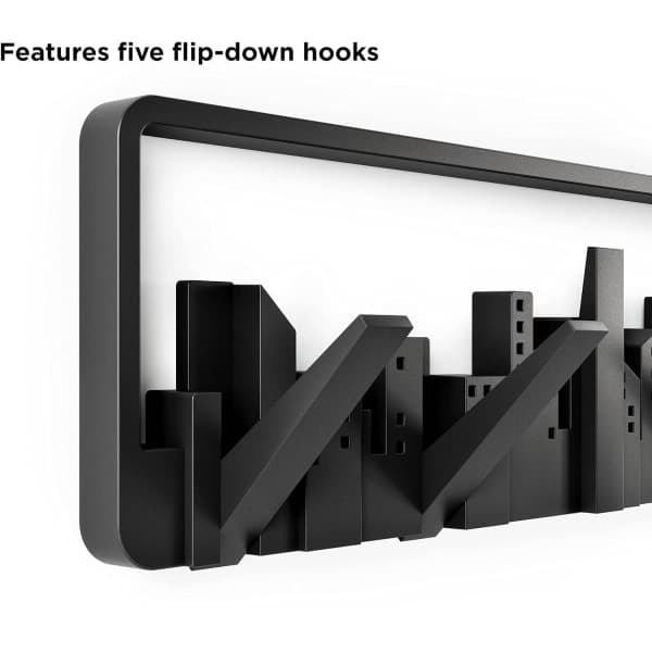 5-kroks veggmontert klesstativ i støpt plast, svart