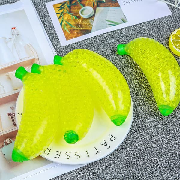 2 Bananformade Stressbollar Fyllda med Vattenpärlor - Fruktig Squishy