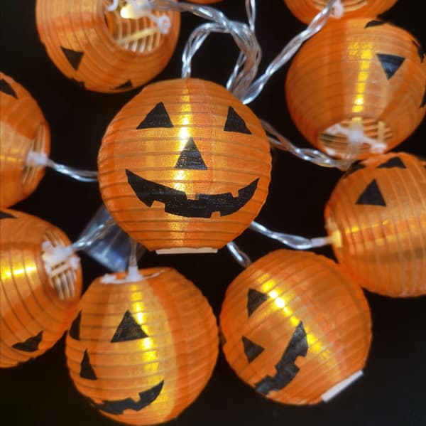 Suuret kurpitsapaperilyhtyvalot 10 LEDillä Halloween