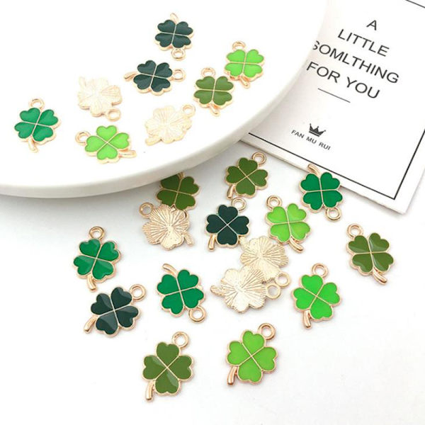 48 st/set Fyrbladshalsband Charm Berlocker för DIY-tillverkning