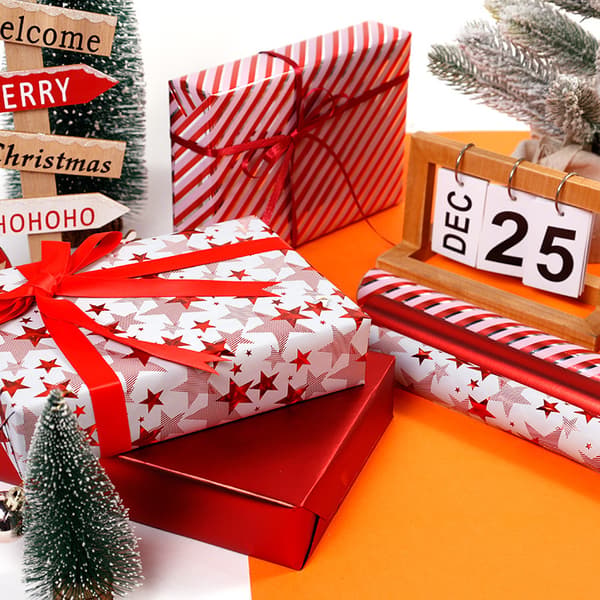 Jul-presentpapper – 3-pack (Röda & Guldstjärnor och ränder) – Festligt papper för presentaskar och julklappar