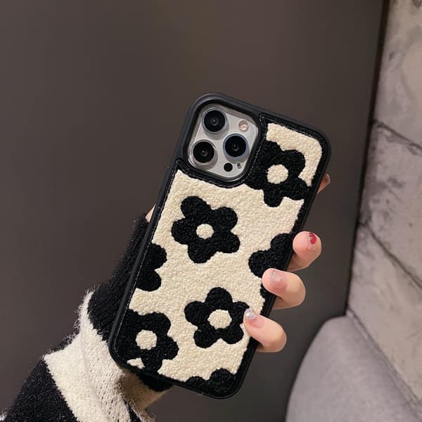 Kompatibel med iPhone 13 Pro Mjuk Textur Söt Blomma Tyg Skydd