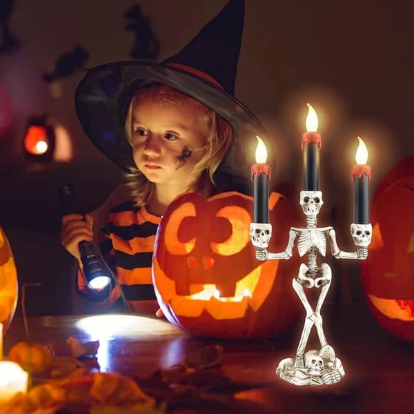 3-armede Halloween-lysestage, Halloween-lysestage med Li