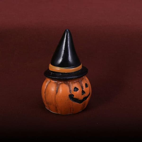 1 stk Halloween-dekorasjon Mini Resin Håndverk Gresskarhode med hatt H