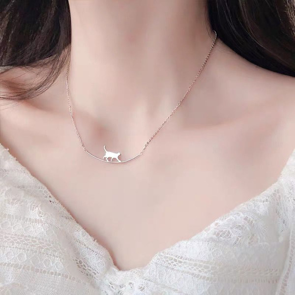 Modehalsband med katt som går, halskedjependant för kvinnor