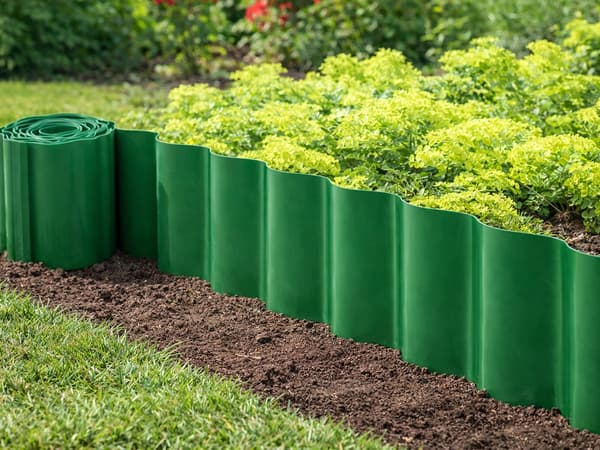 Haveafgrænsning plast 9 m x 20 cm grøn