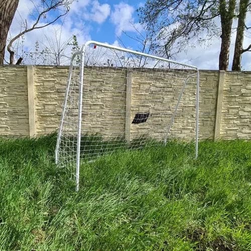 Fodboldmål i stål 240x170 cm med net og målskive, hvid/sort