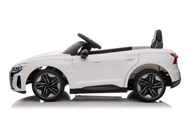 Batteridriven elbil för barn Audi E-Tron GT QLS-6888 vit
