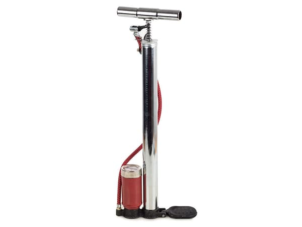 Manuell metallpump med tryckmätare slang 55 cm för däck och bollar