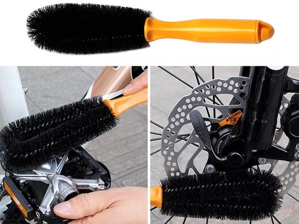 Cykelrensekit 7 dele med kæderensbørste, dækbørste & mikrofiberhandske