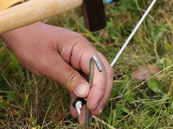 Telttakiilat terästä 24 cm, 10-pack, hopea, Ø4 mm